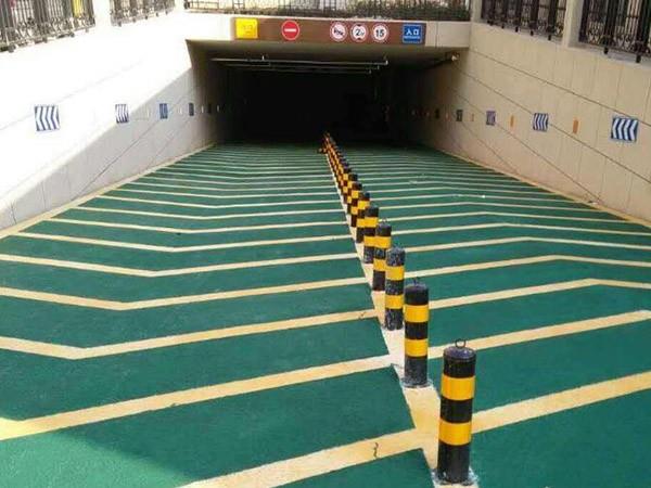 無震動防滑坡道施工